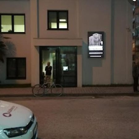 טיראנה White Apartment מראה חיצוני תמונה